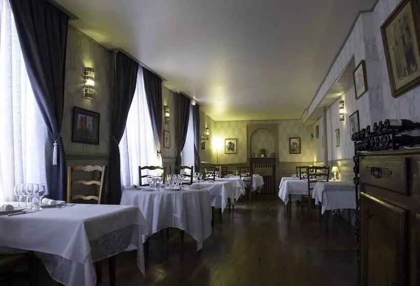 فندق De La Banniere De France