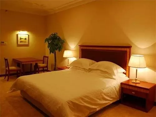 Donghu Service Apartment