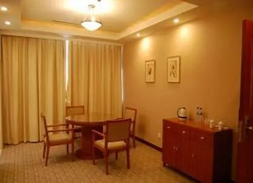 Donghu Service Apartment