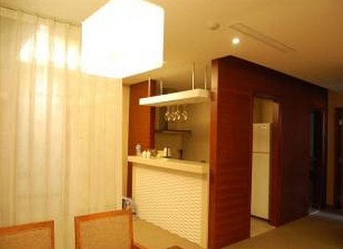 Donghu Service Apartment
