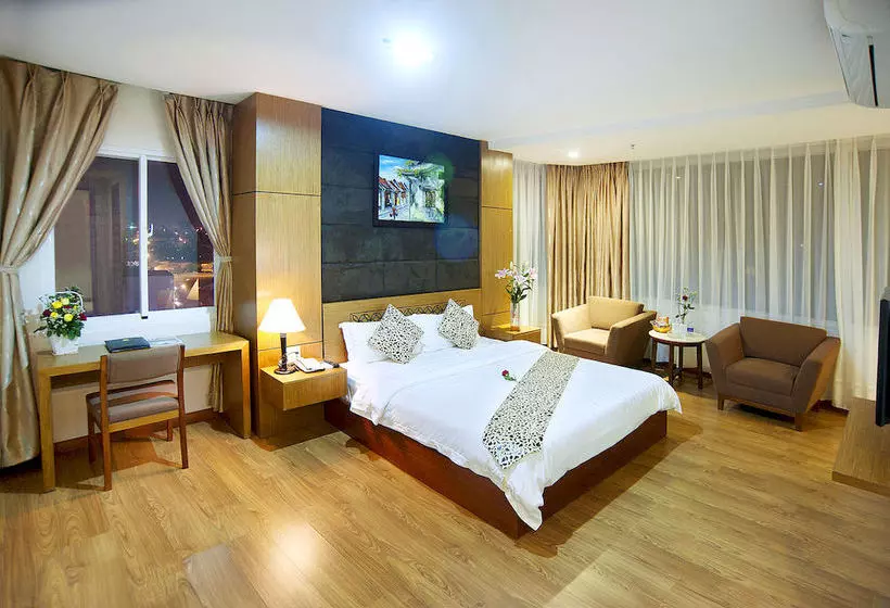 هتل Fansipan Danang