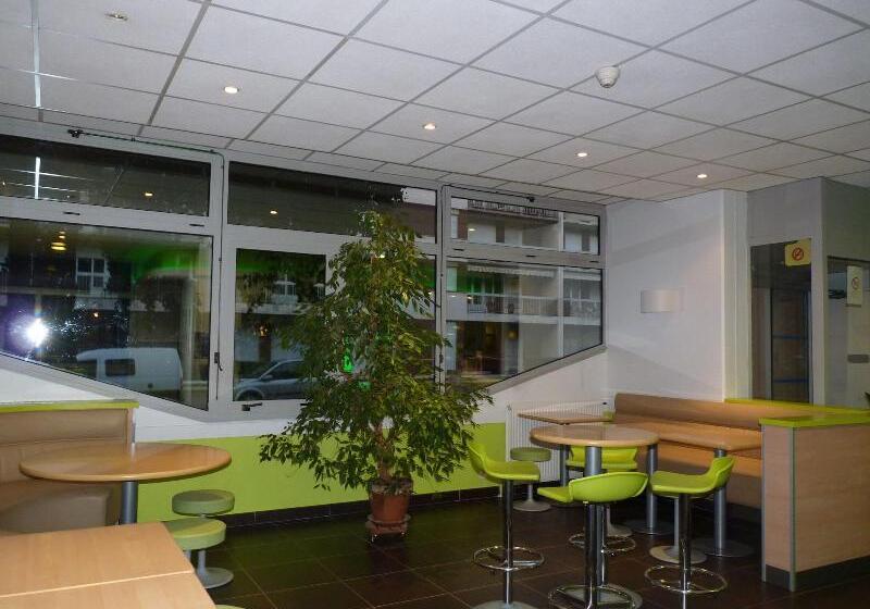 Greet Hotel Evreux Centre   Route De Normandie By Accor