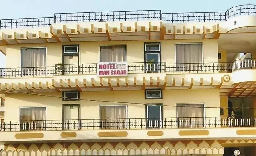 בית מלון כפרי Mansagar