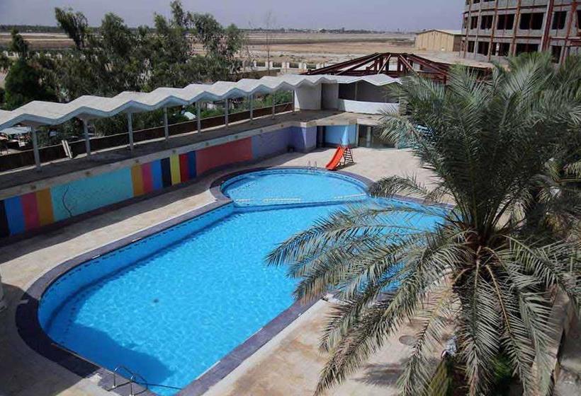 هتل Parsian Azadi