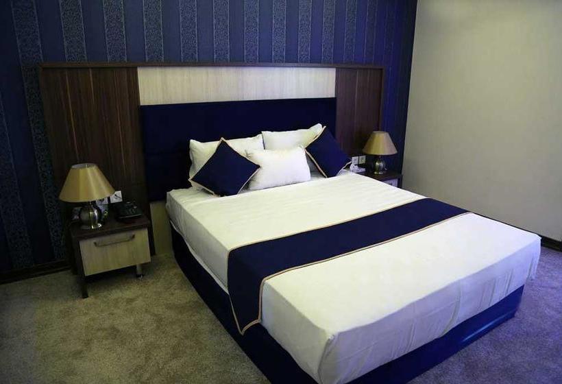 هتل Parsian Azadi