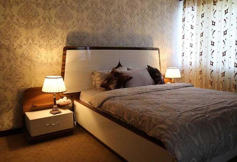 هتل Parsian Azadi