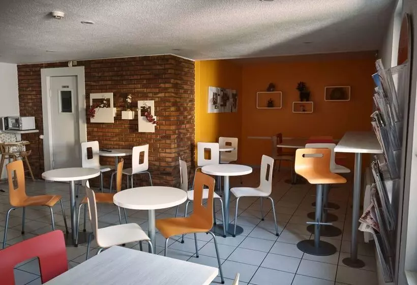 בית מלון כפרי Premiere Classe Metz Nord Talange