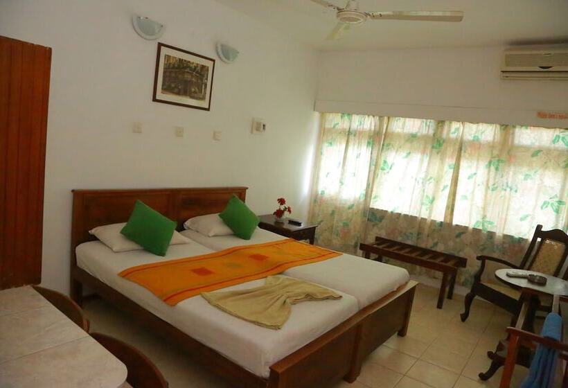 ホテル Ranveli Beach Resort