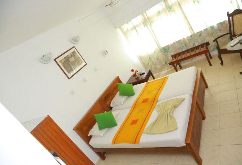 ホテル Ranveli Beach Resort