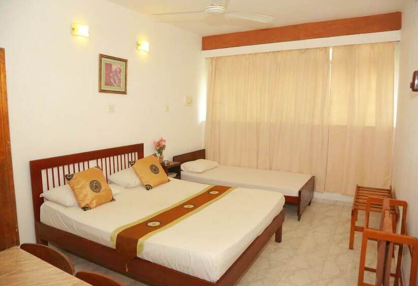 ホテル Ranveli Beach Resort