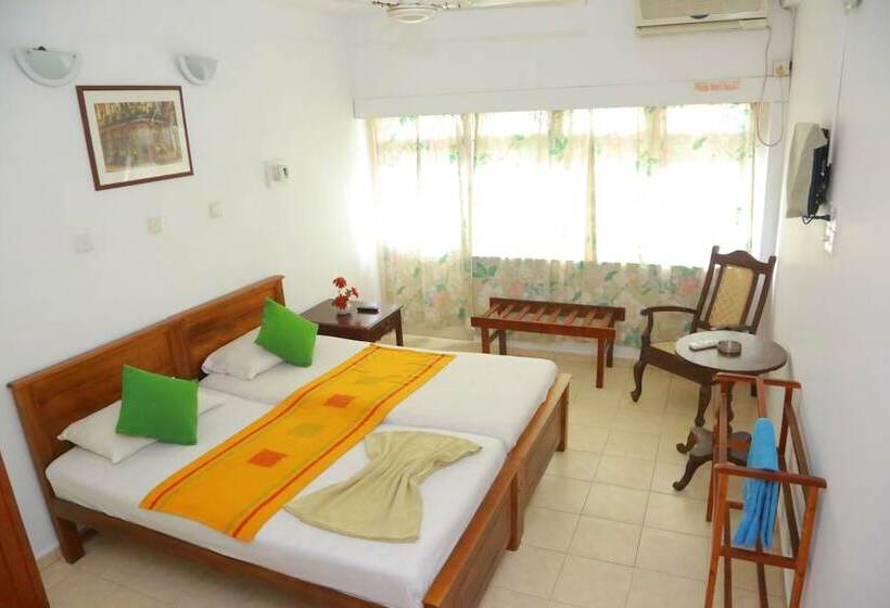 ホテル Ranveli Beach Resort