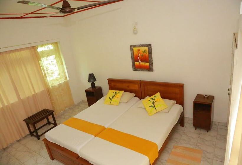 ホテル Ranveli Beach Resort