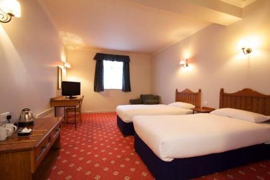 Отель Travelodge Birmingham Kingwinsford