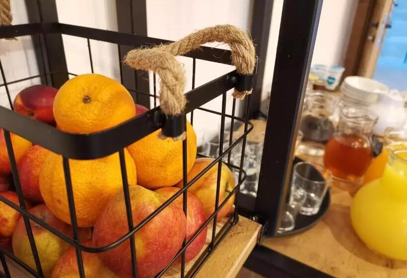 پانسیون Bistro & Rooms Pri Karlu Ex Hiša Budja