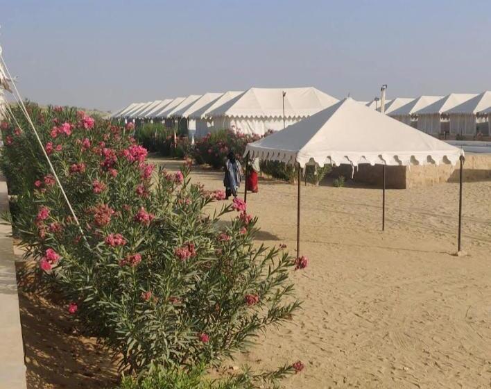 Hotel Saffron   Luxurious Desert Camp