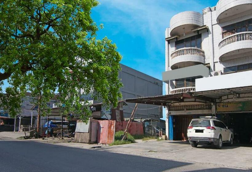 호텔 Oyo 91510 Homestay Utama Syariah