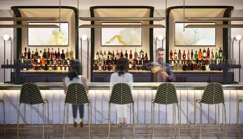 هتل Canopy By Hilton Toronto Yorkville