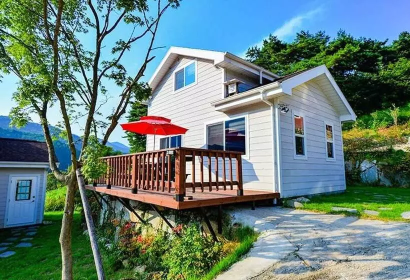 ホテル Gurye Seomjingang Panorama Pension