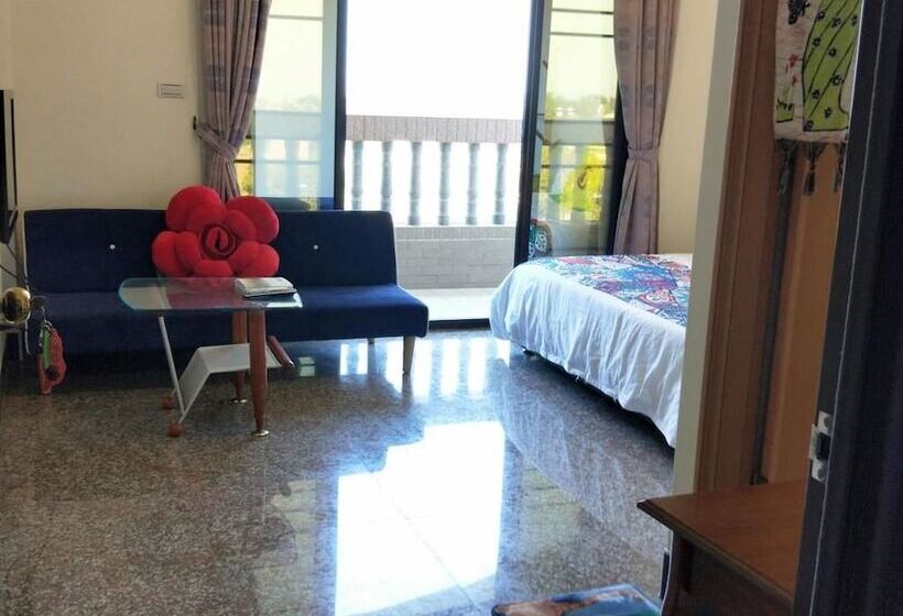 هتل Qg Life 城中館 寵物親子釣魚人民宿