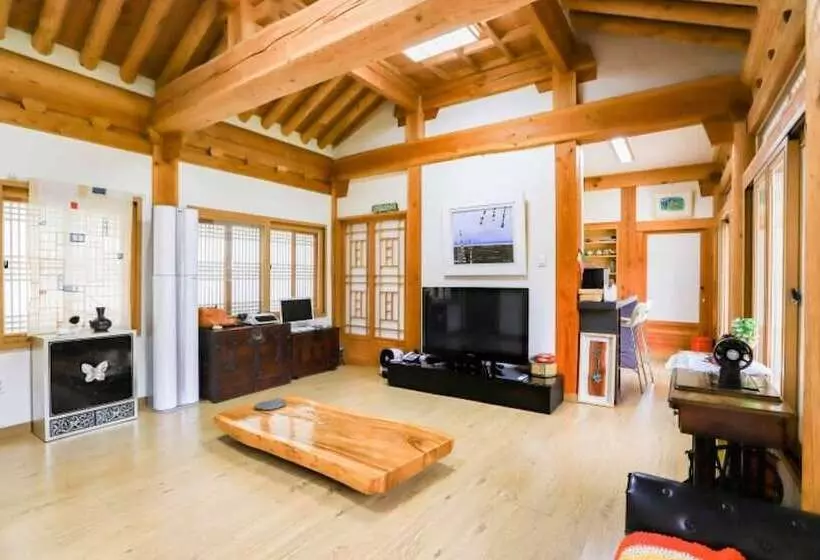 Hotelli Suncheon Bulbidang Hanok Pension