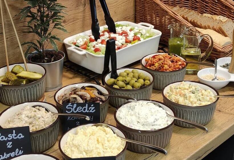 בית מלון כפרי 107