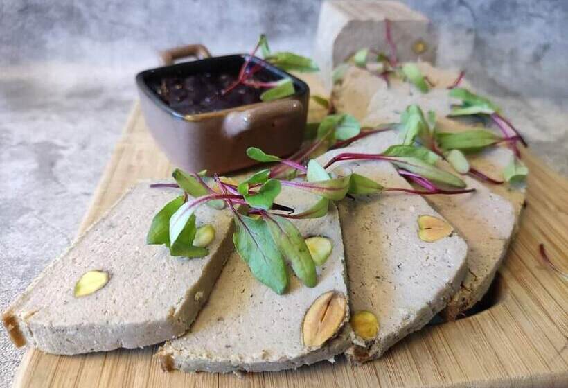 בית מלון כפרי 107