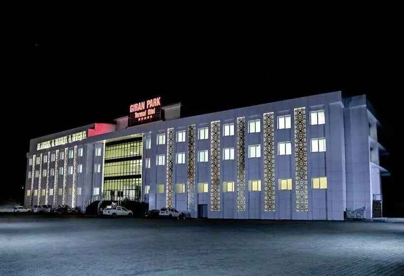 ホテル Gıran Park Termal