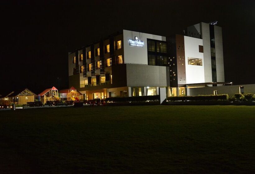 ホテル The Divine Resort