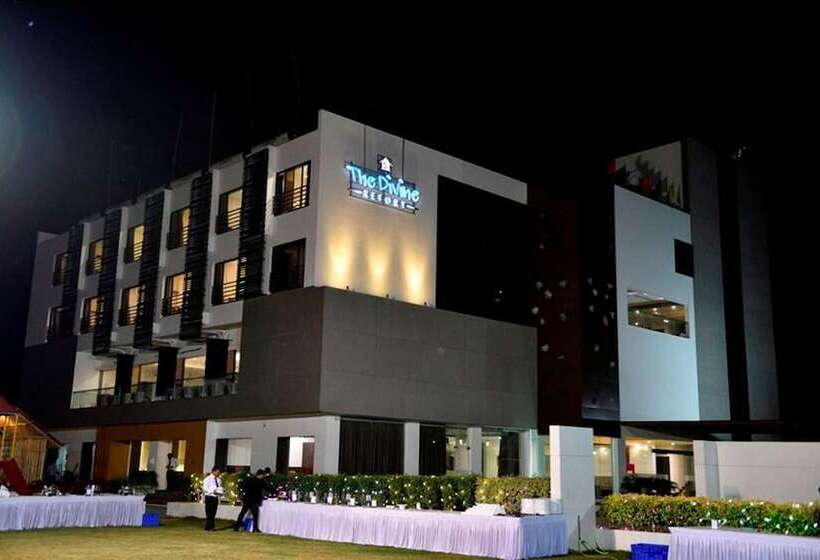 ホテル The Divine Resort