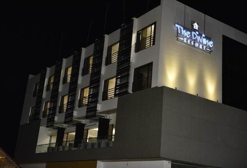 ホテル The Divine Resort