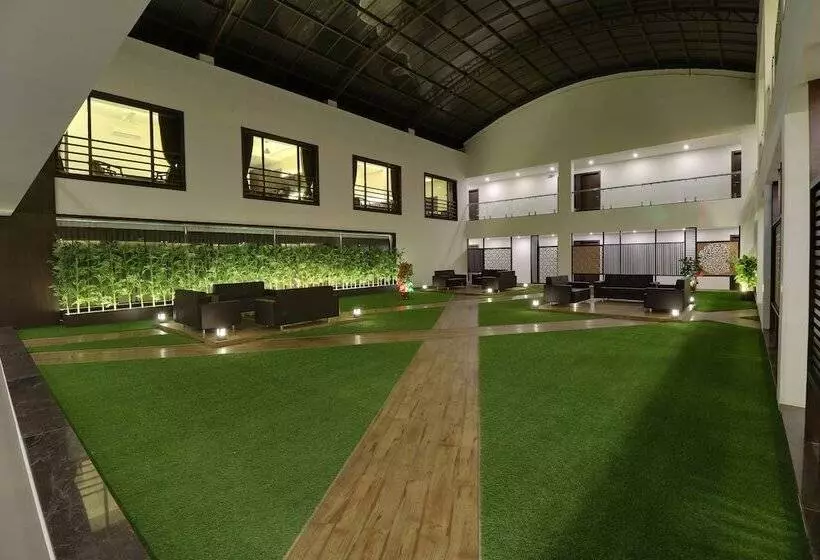 Hotelli The Divine Resort