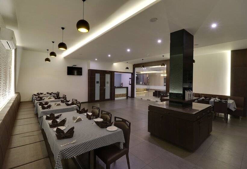 ホテル The Divine Resort