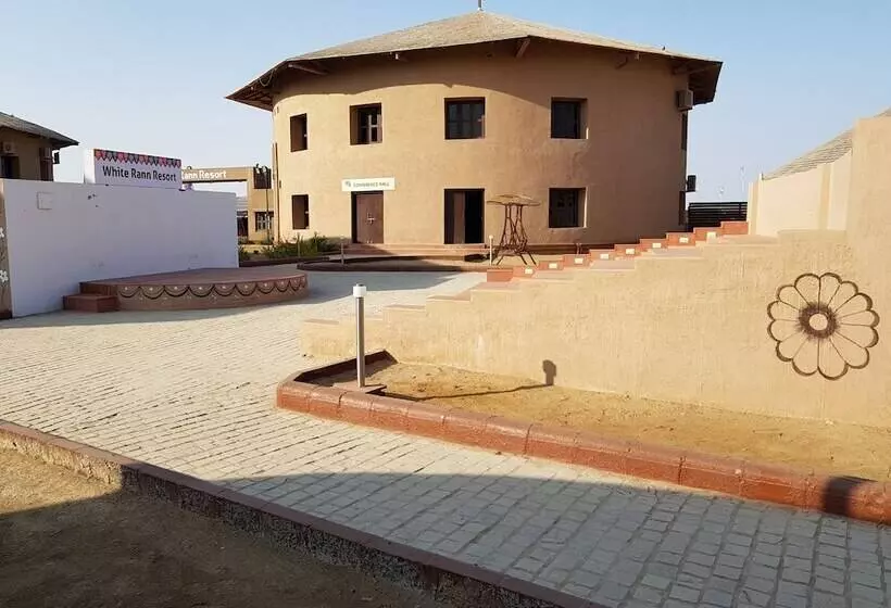 Hotelli Praveg White Rann Resort Rann Utsav Dhordo