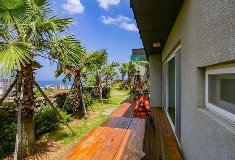 Jeju Castle Blackstone Pension