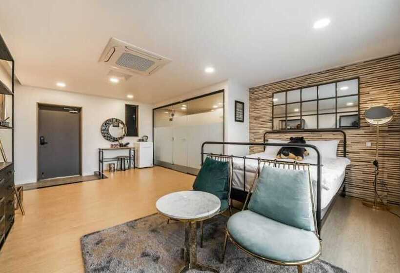 Jeju Vintage 1950 Pension