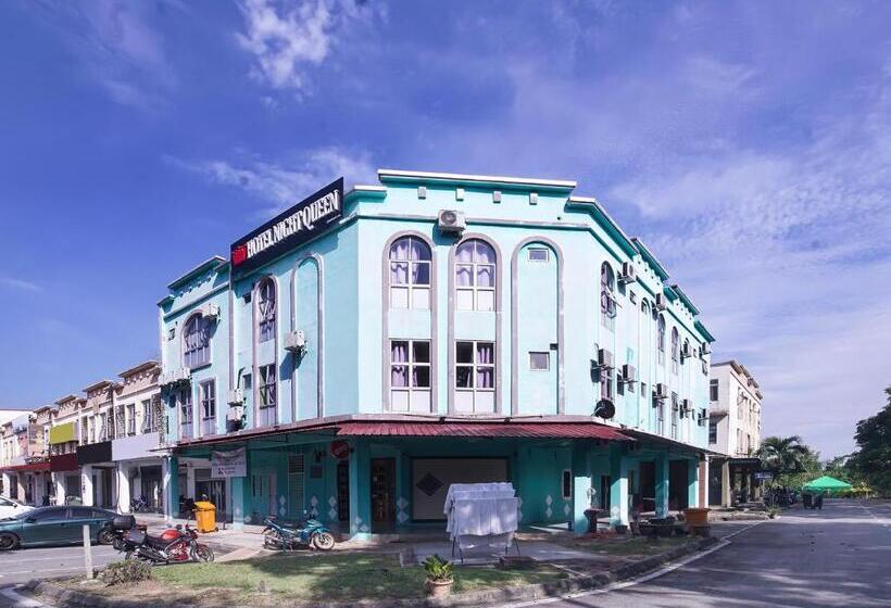 בית מלון כפרי Night Queen Salak Tinggi