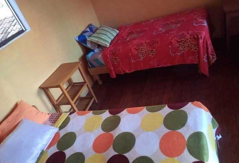 Pensjonat Casa Refugio House