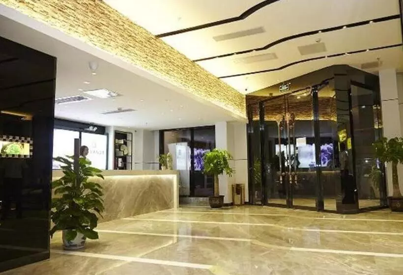 Lavande Hotel Dalian Huanan Square North Railway Station