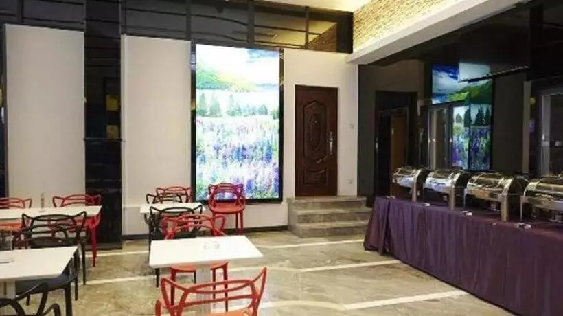 Lavande Hotel Dalian Huanan Square North Railway Station