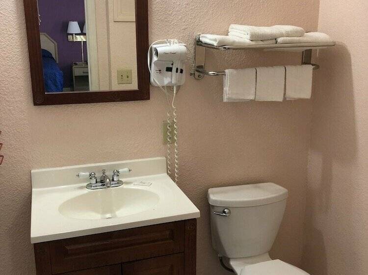 בית מלון כפרי Budget Inn