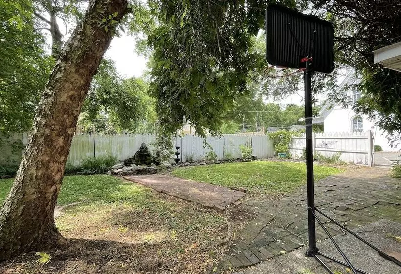 Hotelli Carriage Lane Inn