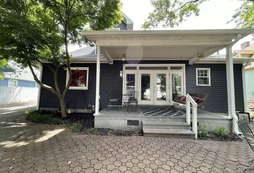 Hotelli Carriage Lane Inn