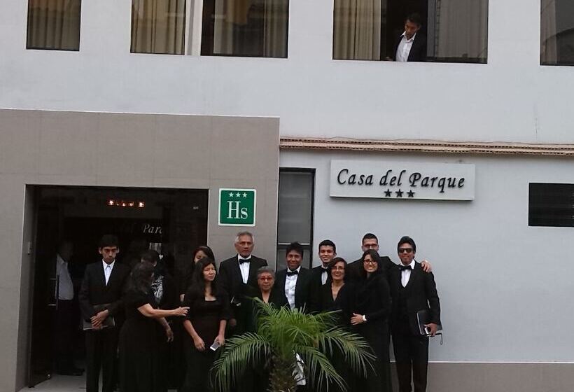 هتل Casa Del Parque