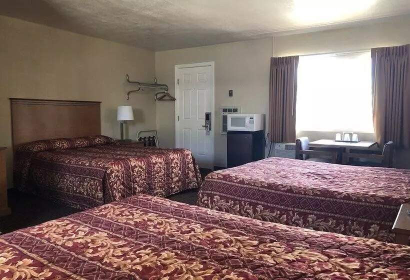 Hotelli Evergreen Lodge