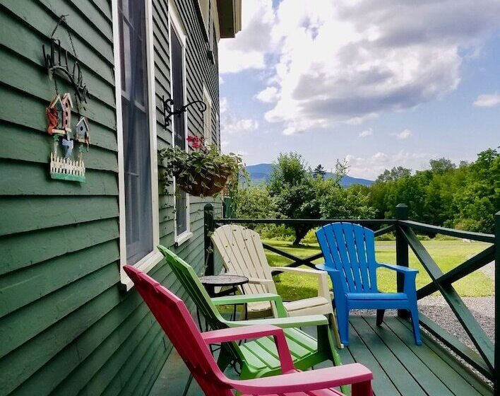 호텔 Greenville Inn At Moosehead Lake