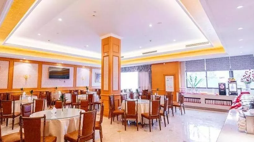 Vienna International Hotel Shanghai Dishui Lake Lingang Wanda