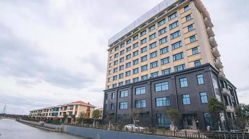 Vienna International Hotel Shanghai Dishui Lake Lingang Wanda