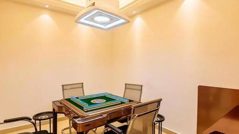 Vienna International Hotel Shanghai Dishui Lake Lingang Wanda