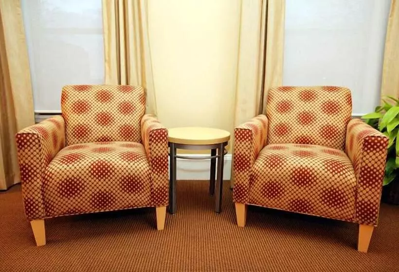 هتل Washington Place Bistro & Inn