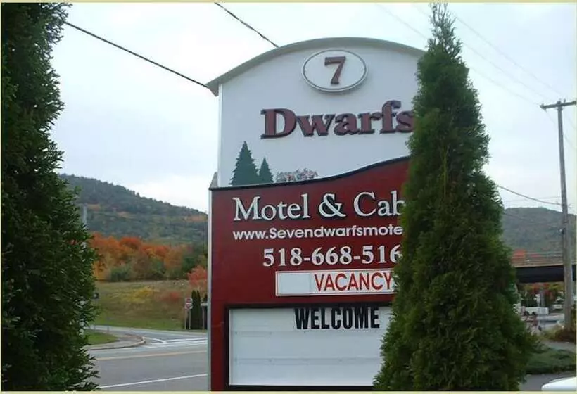 Seven Dwarfs Motel & Cabins